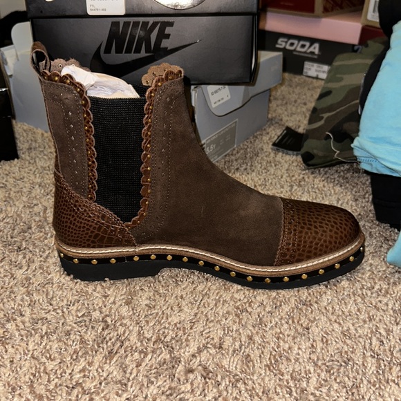 brand new free people booties, still have tags and in the box, size 8 - Picture 3 of 6